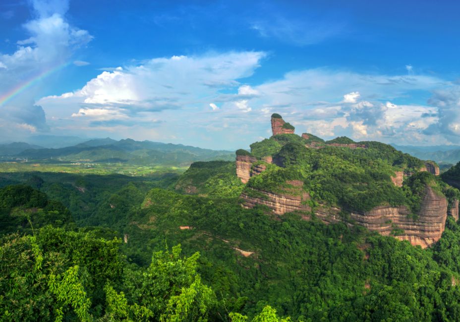 景區(qū)規(guī)劃：從市場定位到選址、設(shè)計和營銷