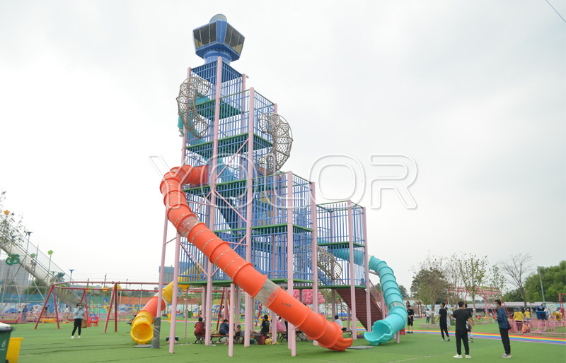 驚喜連連，快樂無窮！讓小朋友在無動力游樂設備中釋放情緒，提升智力與情商。