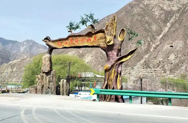 旅游景區(qū)大門如何設(shè)計(jì)