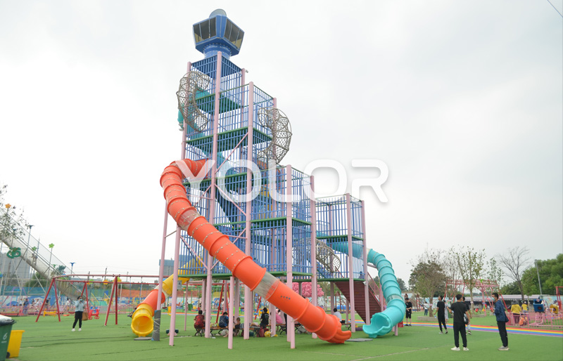 鼎創(chuàng)游樂(lè)廠(chǎng)家為您分享無(wú)動(dòng)力游樂(lè)設(shè)施有哪些